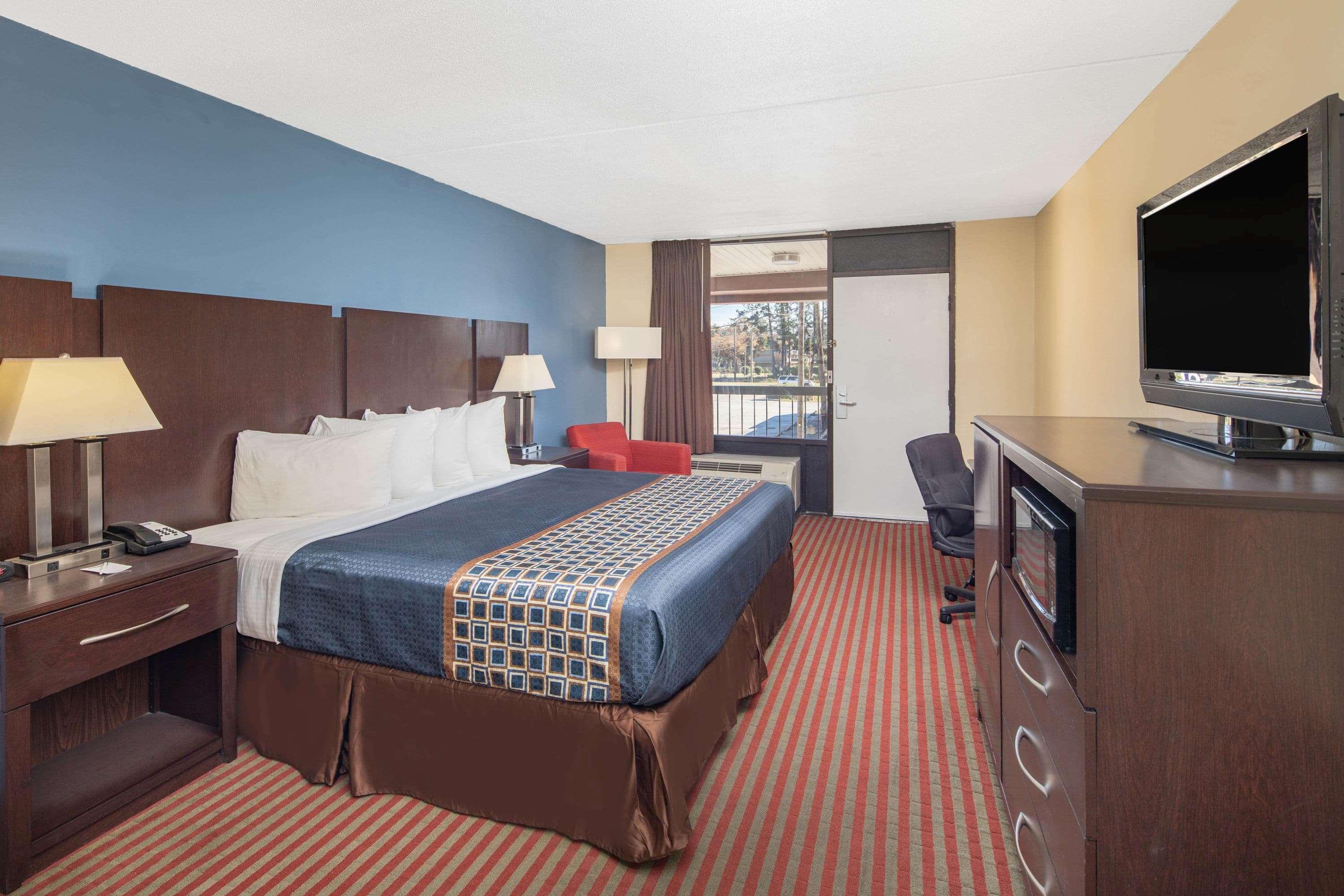 Travelodge By Wyndham Savannah Area/Ричмонд-Хилл Экстерьер фото